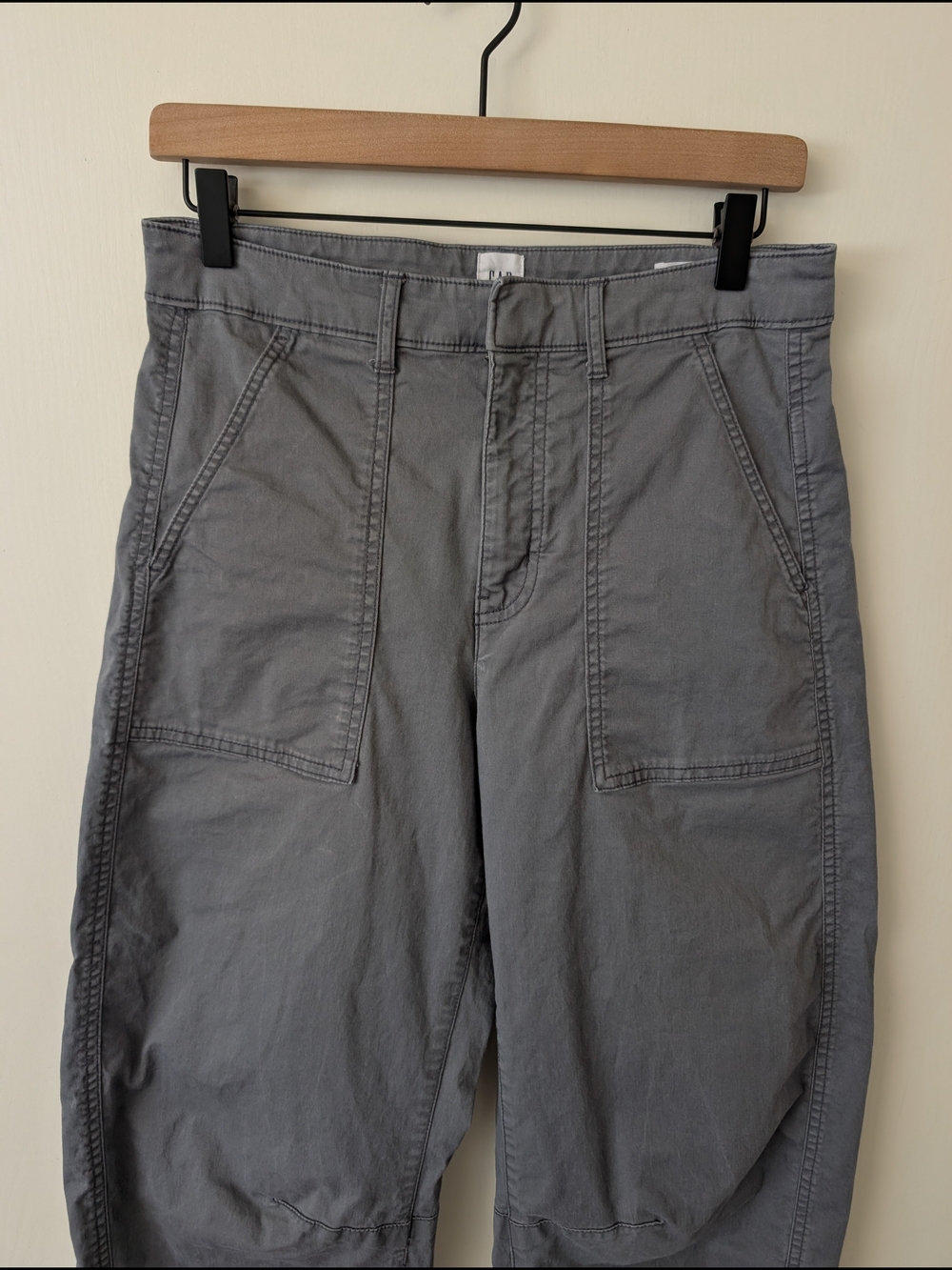 GAP Womens 4 Barrel Leg Pants Gray Chino Preppy Casual Utility Minimalist - Picture 3 of 8